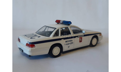 Ford Crown Victoria Милиция ДПС Москва, масштабная модель, scale43