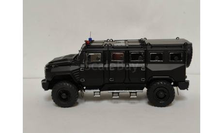Буран АРС-10 бронеавтомобиль ФСО России, масштабная модель, scale43