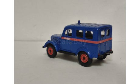 ГАЗ 19 МИЛИЦИЯ, масштабная модель, scale43