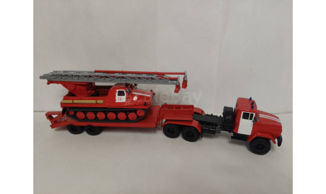 КРАЗ 6446 с п/п ЧМЗАП-5523 пожарный тягач, масштабная модель, scale43