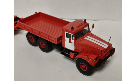 КРАЗ 255 с п/п ЧМЗАП-5523 пожарный тягач, масштабная модель, scale43