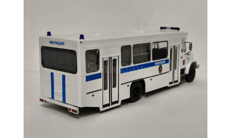 ГОЛАЗ 4242 Милиция ОМОН, масштабная модель, scale43