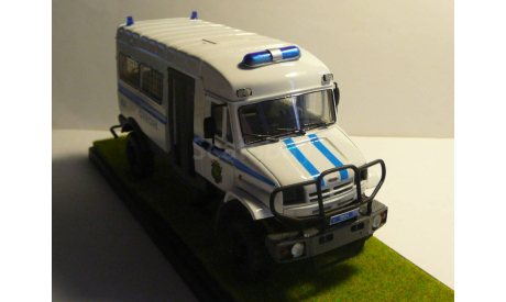 ЗИЛ 325000-12 Бычок ОМОН, масштабная модель, scale43