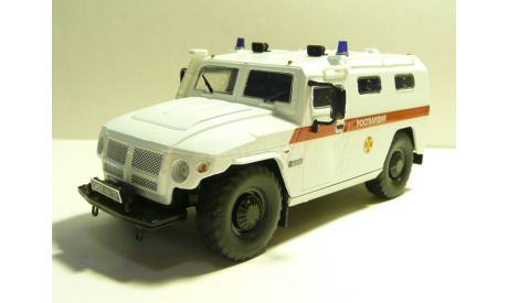 ГАЗ Тигр 233036 Росгвардия, масштабная модель, scale43