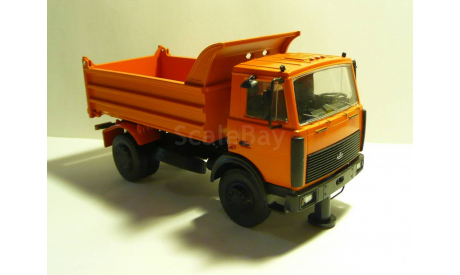 МАЗ 5551 поздний AVD Models, масштабная модель, 1:43, 1/43