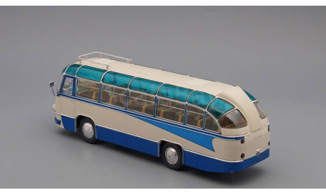 ЛАЗ-695Б туристический Стрела, масштабная модель, ULTRA Models, 1:43, 1/43