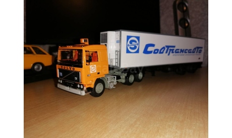 Volvo F12 Совтрансавто с полуприцепом Lamberet, масштабная модель, Start Scale Models (SSM), 1:43, 1/43