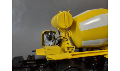 КИТ Полуприцеп-автобетоновоз Zremb nb-181, масштабная модель, Kraftsteimasters, scale43