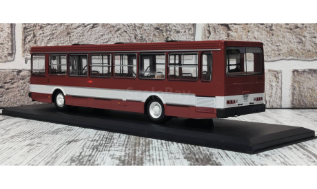 Автобус Лиаз-5256.00 вишнёвый (Liaz 5256), масштабная модель, Classicbus, scale43