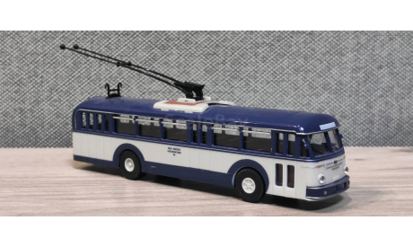 Троллейбус Henschel ÜH III’s синий, масштабная модель, Grell, 1:87, 1/87