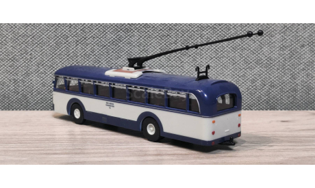 Троллейбус Henschel ÜH III’s синий, масштабная модель, Grell, 1:87, 1/87