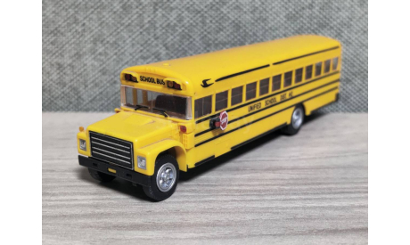 Школьный автобус Blue Bird, масштабная модель, scale87
