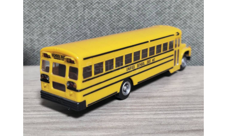 Школьный автобус Blue Bird, масштабная модель, scale87