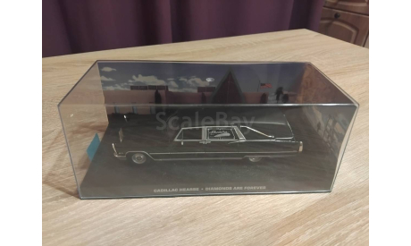 Cadillac Fleetwood Hearse (1968) Diamonds are forever James Bond 1/43, масштабная модель, Universal Hobbies, scale43