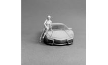 Девушка На капоте 1:43 АМформа 0674, фигурка, scale43