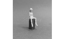 Девушка Милитари 1:43 АМформа 0718, фигурка, scale43