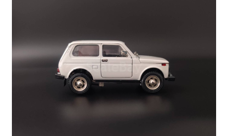 ВАЗ 2121 Нива бело-серая, масштабная модель, Агат/Моссар/Тантал, 1:43, 1/43