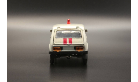 ВАЗ 2121 Нива Медслужба Саратов, масштабная модель, Агат/Моссар/Тантал, scale43