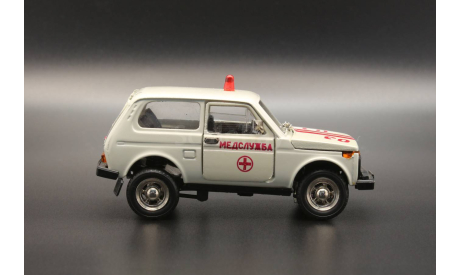 ВАЗ 2121 Нива Медслужба Саратов, масштабная модель, Агат/Моссар/Тантал, scale43