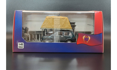 ВАЗ-2121 Нива с палаткой IST Models, масштабная модель, scale43