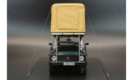 ВАЗ-2121 Нива с палаткой IST Models, масштабная модель, scale43
