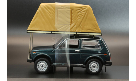 ВАЗ-2121 Нива с палаткой IST Models, масштабная модель, scale43