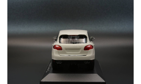 Porsche Cayenne Turbo S 958 Minichamps, масштабная модель, scale43