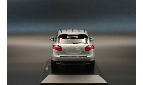 Porsche Cayenne 958 Minichamps, масштабная модель, scale43