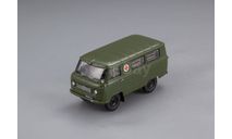 Советский автомобиль тип 450A «Медицинская Помощь» МО СССР - 1962 г. (интерьер армейский - 4 носилок) Dip Models, Бесплатная пересылка по России, масштабная модель, scale43