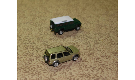 Land Rover Defender + Land Rover Freelander = Cararama = 1-72  Скидка 17 % от цены на аукционе, масштабная модель, 1:72, 1/72