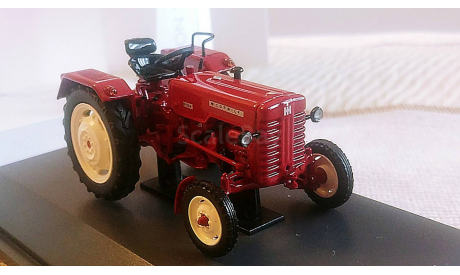 1:43 Schuco Mc Cormick D326 tractor трактор, масштабная модель, scale43