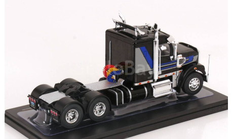 FREIGHTLINER Coronado towing vehicle (2021), black grey blue  IXO, масштабная модель, scale43