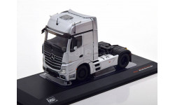 MERCEDES-BENZ Actros MP4, silver    IXO