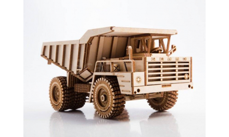 Сборная модель Карьерный самосвал Белаз-540А     Baumi, масштабная модель, scale35