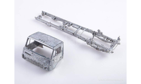 Сборная модель  Автокран КС-3575А на базе КАМАЗ 53213   AVD Models KIT, масштабная модель, scale43