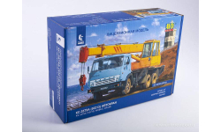 Сборная модель  Автокран КС-3575А на базе КАМАЗ 53213   AVD Models KIT