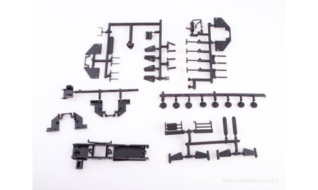 Сборная модель   Автокран КС-4561(257)  AVD Models KIT, масштабная модель, scale43, КрАЗ