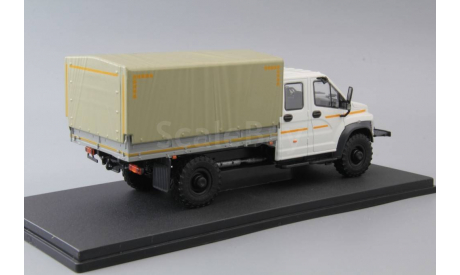 ГАЗон C42A31 бортовой с тентом, белый / серый   НАП, масштабная модель, scale43