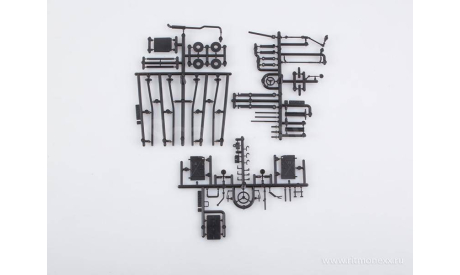 Сборная модель  Цементовоз на шасси МАЗ-205  AVD Models KIT, масштабная модель, scale43