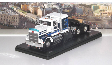 MARMON CHDT (1980), white / blue     IXO, масштабная модель, scale43