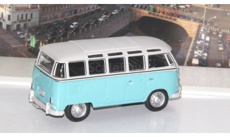 VOLKSWAGEN Samba Bus, бело-голубой    Cararama (Hongwell), масштабная модель, scale43