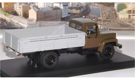 ГАЗ 3307 деревянный борт (хаки-серый) SSM, масштабная модель, scale43, Start Scale Models (SSM)