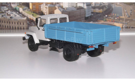 3307 (двигатель ЗМЗ-513) дерев. борт (серый-голубой)  АИСТ, масштабная модель, scale43, Автоистория (АИСТ), ГАЗ