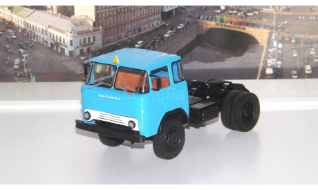 КАЗ-608 седельный тягач  АИСТ, масштабная модель, 1:43, 1/43, Автоистория (АИСТ)