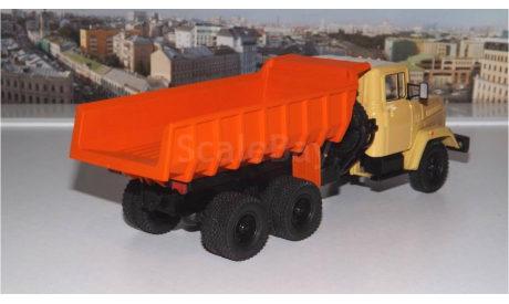 КрАЗ 6510 (1985-94г.) бежевый/оранжевый НАП, масштабная модель, scale43, Наш Автопром