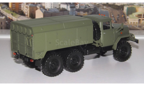 УМП 350 (на шасси ЗИЛ-131)  хаки  1975 г. АИСТ, масштабная модель, scale43, Автоистория (АИСТ)