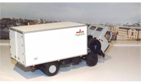 Изотермический фургон КИ-5436 Купава (МАЗ-5337)   АИСТ, масштабная модель, scale43, Автоистория (АИСТ)