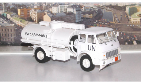 МАЗ 5334 АС-8 ООН    НАП, масштабная модель, scale43