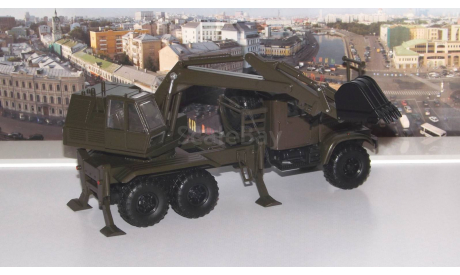 КрАЗ-255Б1 ЭОВ-4421 Экскаватор, хаки     НАП, масштабная модель, scale43