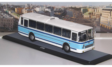 ЛАЗ  699Р бело-голубой  ClassicBus, масштабная модель, scale43